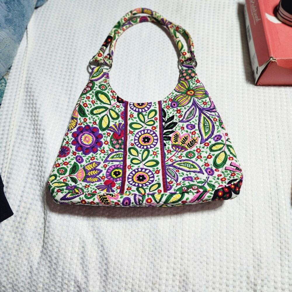 VERA BRADLEY EUC LARGE HELLO DAHLIA HOBO BAG